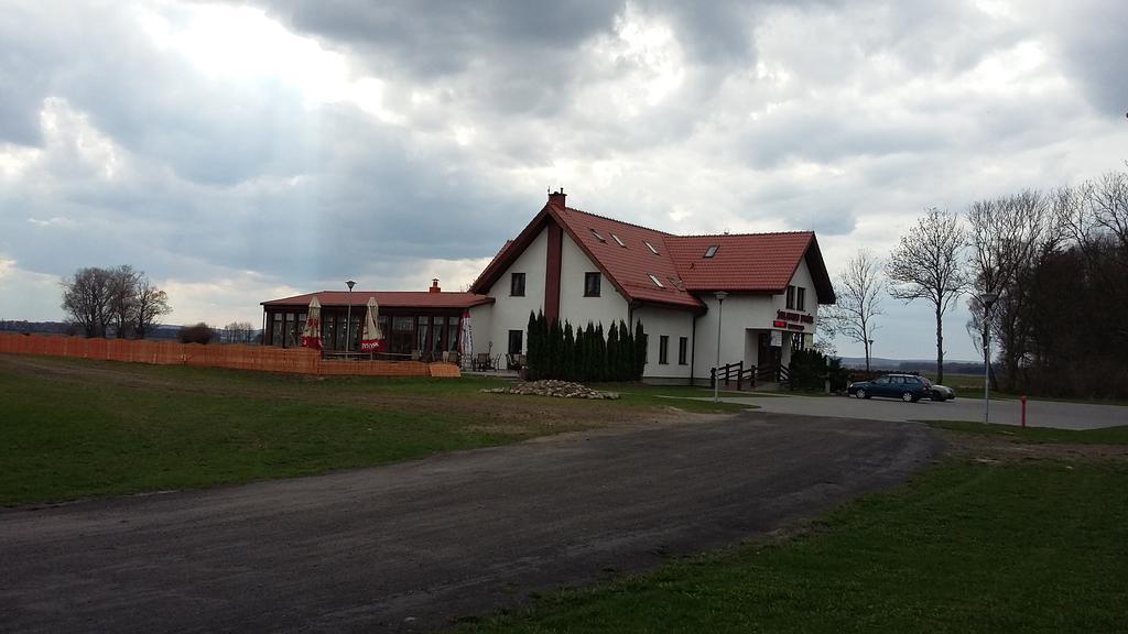 Hotel Pawlakowa Zagroda Grabiny-Zameczek Exteriér fotografie